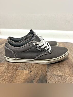 Vans Lo Pro Canvas Sneakers